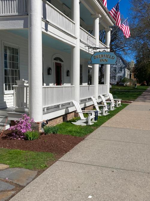 Mark Barry Painting Deerfield Inn