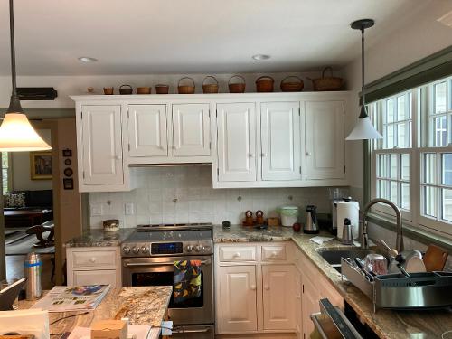 Deerfield Cabinets